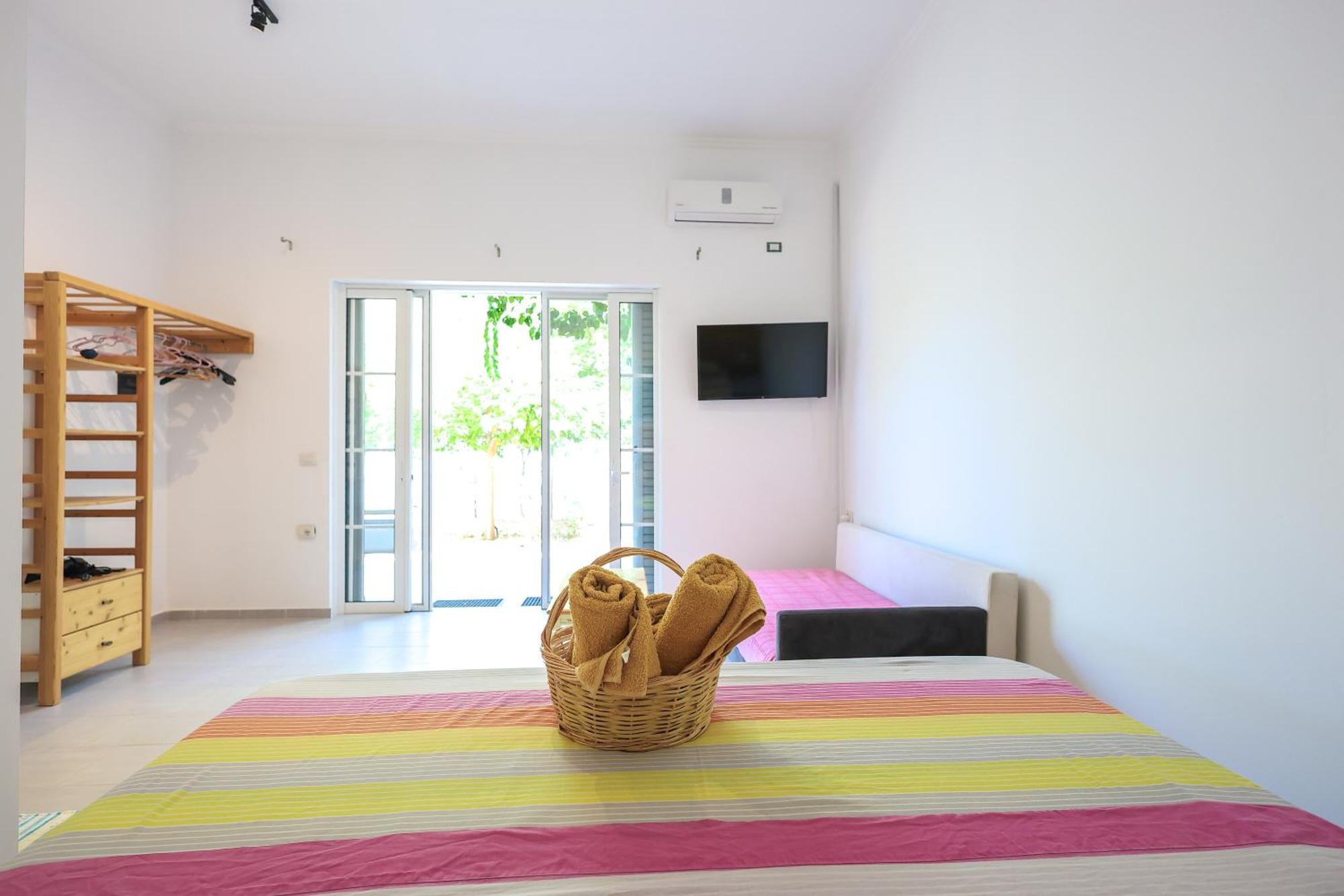 Casablanca Rooms Dhermi Ngoại thất bức ảnh