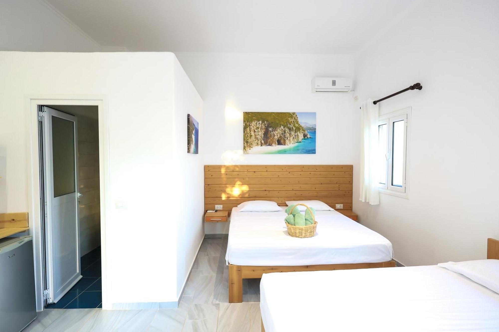 Casablanca Rooms Dhermi Ngoại thất bức ảnh